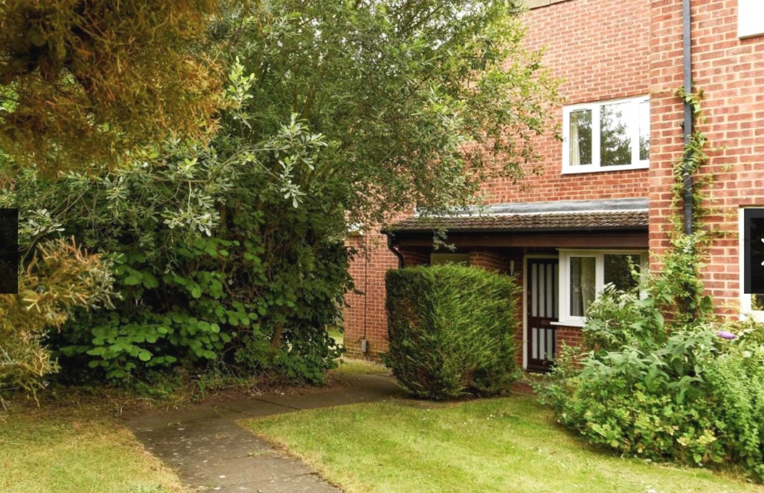 7 Sycamore Walk, Englefield Green, Egham Nevin And Wells